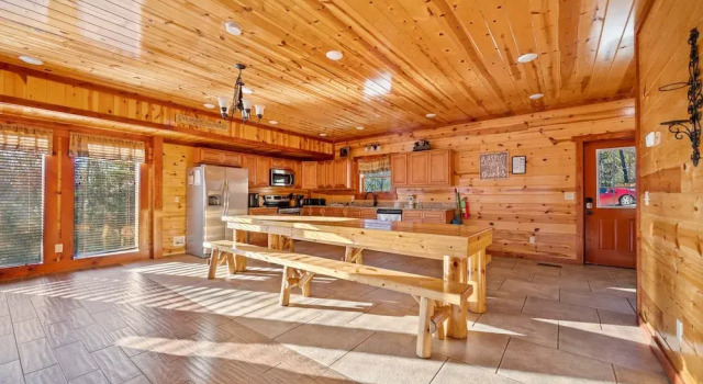 Exquisite Getaway w Indoor Pool Theater