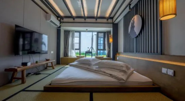 Люкс с 4 комнатами с видом на море Huizhou  Shili Yintan Weigang Bay No.1 Holiday Apartment