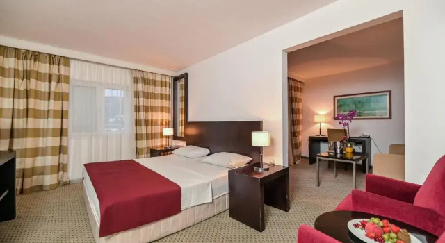 Номер Семейный с видом на море Hotel International