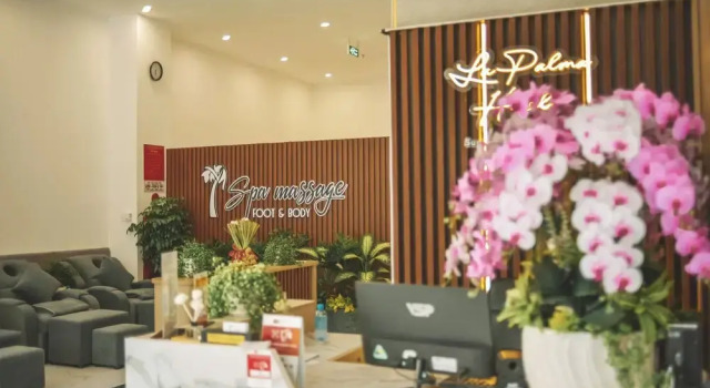 La Palma Hotel & Spa Sunset Town Phu Quoc