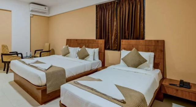 Hotel Grand Heritage Badami, Book Hotel Badami Karnataka