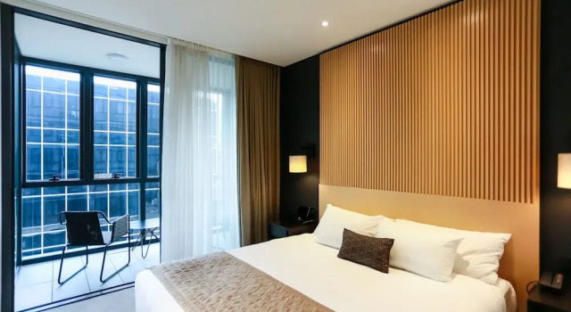 Номер Deluxe с балконом One Global Resorts Parramatta