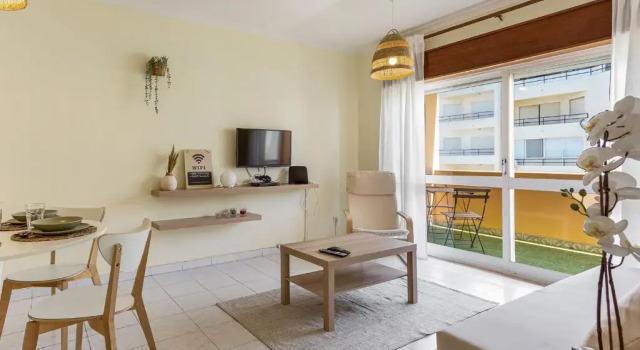 Апартаменты 1BR Infante Flat in Quarteira by LovelyStay