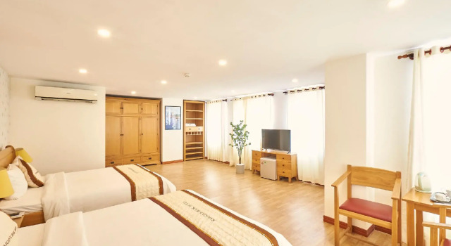 Sai Gons Book Hotel - The Airport Front, Забронировать Отель Недорогие отели Хошимина, рядом с Международный выставочный и конференц-центр Хошимина HIECC, недорого