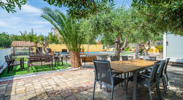 Hauzify I Villa del Castell, Book Villa Altafulla Tarragonès