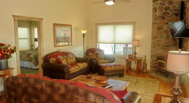 Ridgetop Hideaway, Rezerwuj Hotel Dixie National Forest Stany Zjednoczone