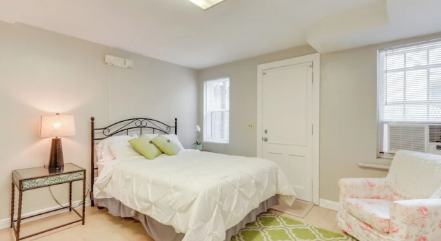Коттедж Fayetteville Home ~ 2 Blocks to Dickson Street!