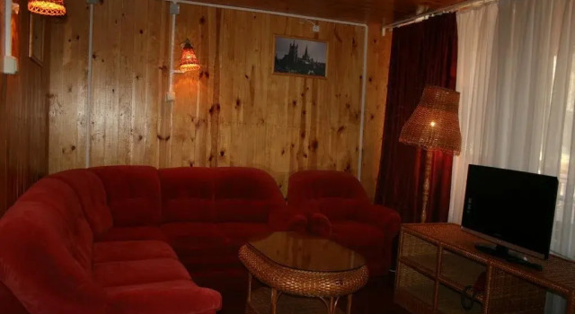 Buymerovka Pine & Spa Resort 1936, Rezerwuj Ośrodek wypoczynkowy Hotele 4-gwiazdkowe w Sumy, 4*