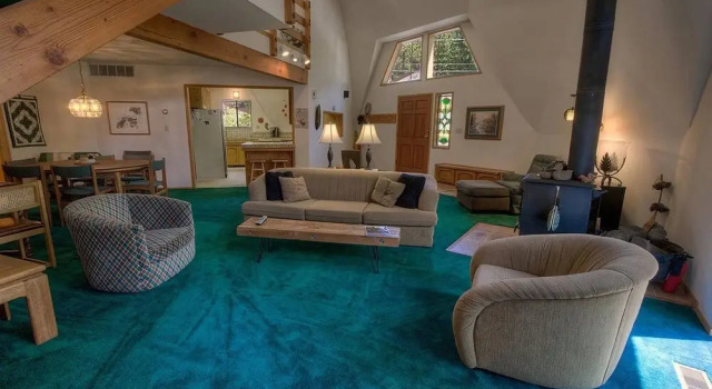 Fool Around House by Lake Tahoe Accommodations, Забронировать Отель Инклайн-Виллидж North Lake Tahoe, рядом с Red Fox