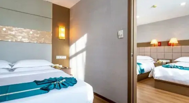 Семейный люкс Tian Wai Tian International Hotel
