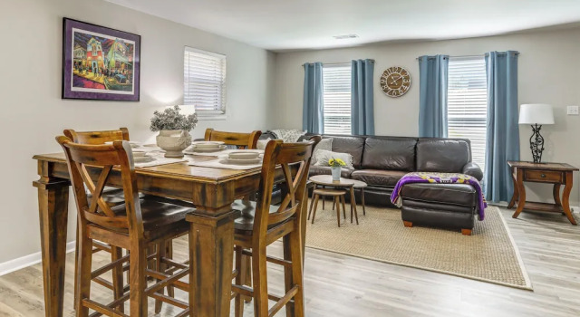 Коттедж 1 Mi to Lsu, Tiger Stadium! Lovely Home w/ Parking
