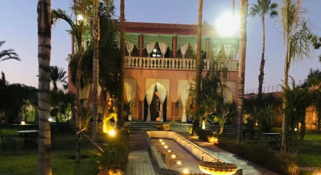 Villa Marrakchia - Palais dhôtes, Забронировать Курортный отель Отели Марракеш-Тенсифт-Эль-Хауз с бассейном, Бассейн