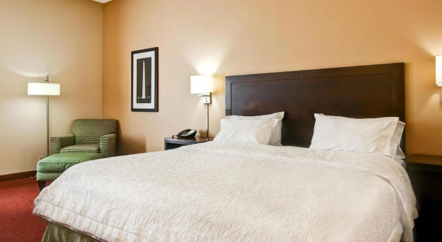 Номер Standard Hampton Inn Waldorf
