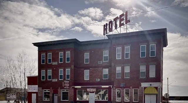 Imperial Hunter Hotel, Prenota Hotel Bassano Southern Alberta