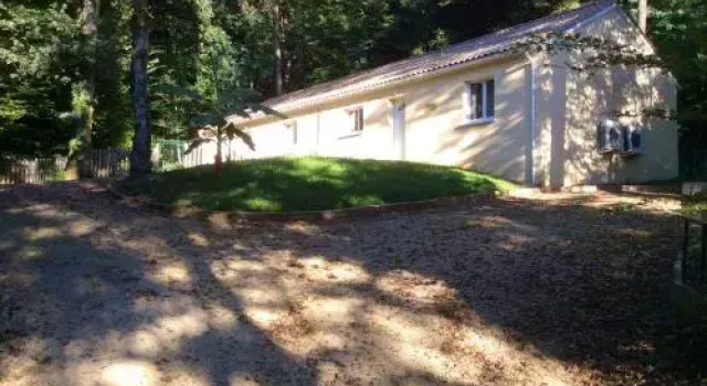 Holiday home La Raffinie - 11, Prenota Hotel Bassillac e Auberoche Francia