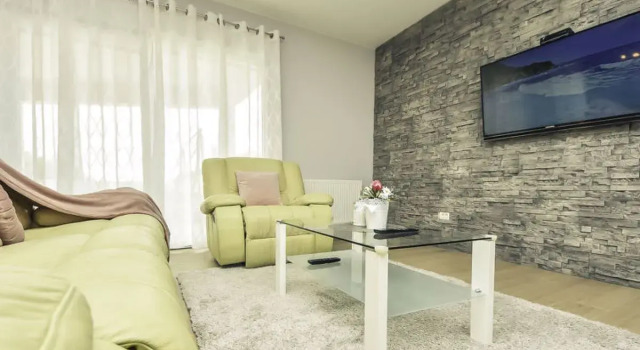 House Anić Novigrad (Zadar), Varaa Hotelli Novigrad Kroatia