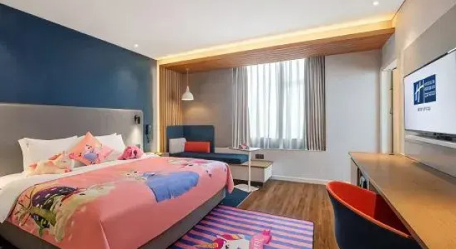 Люкс Holiday Inn Express Chengdu North Railway Station by IHG