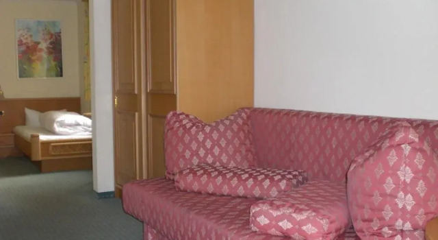Pension Mühlbacher, Rezerwuj Hotel Hotele w Tyrol z parkingiem, Parking