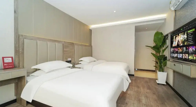 Двухместный номер Standard Jinglai Boutique Hotel - Pedestrian Street Bund Branch