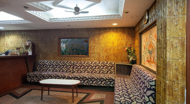 OYO 24963 Hotel Sudha Inn