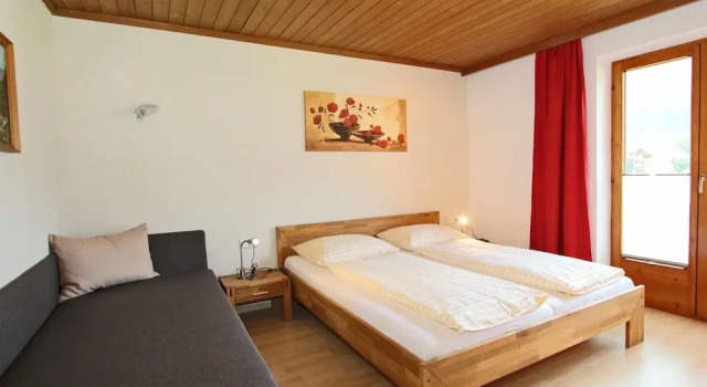 Cozy Apartment in Zell am Ziller Balcony, Rezerwuj Apartament Hotele w Tyrol z parkingiem, Parking