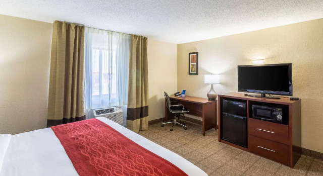 Двухместный люкс Comfort Inn Waukesha - Milwaukee West
