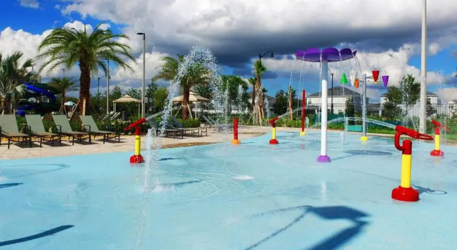 Four Bedroom Family Friendly w Screened Pool 4908, Rezerwuj Hotel Kissimmee Kissimmee