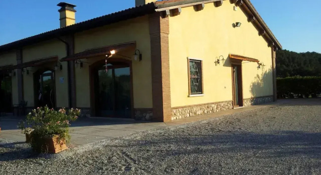 Agriturismo Valle del Mincio, Забронировать Фермерский дом Фермерские дома Валеджо-суль-Минчо, Фермерский дом