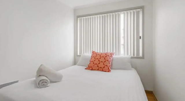 2-bed Unit With Balcony, BBQ & Stunning Lake Views, Брондау Пәтер Belconnen New South Wales