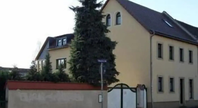 Alte Gärtnerei Dresden, Забронировать Отель Пишен 