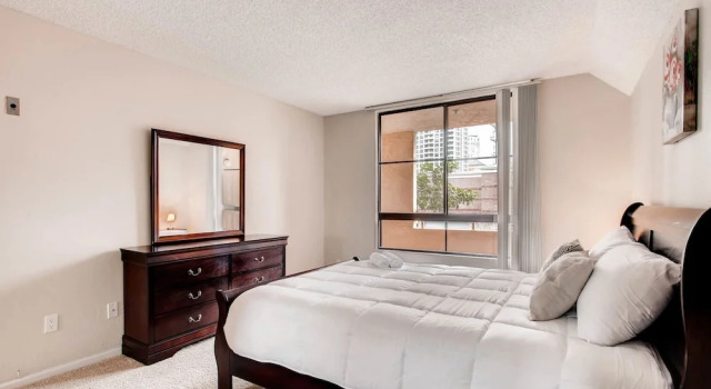 Amazing 1 BR in the Heart of Gaslamp, Забронировать Отель Бизнес-отели Сан-Диего, рядом с Вестфилд Хортон Плаза, 4* 5*