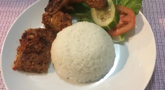 Bromo Camp House, Rezerwuj Hotel Sapikerep Indonezja