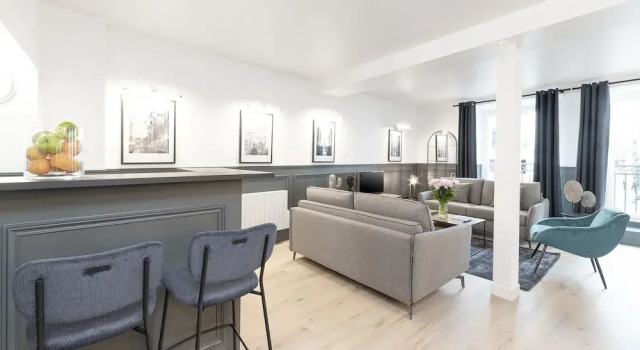Luxury 4BDR Le Marais I by Livinparis, Забронировать Отель 10-й округ: Республика Париж, рядом с Станция метро Rambuteau