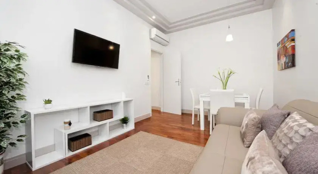 Friendly Rentals - Cipro