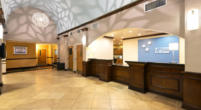 Holiday Inn Express & Suites Little Rock-West by IHG