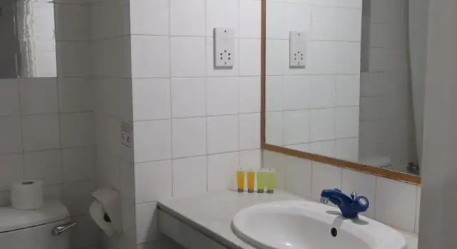 Одноместный номер Standard с балконом Paphiessa Hotel & Apartments