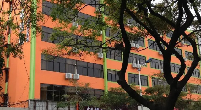 Traveler's Home Xiba Road Branch, Boek Hotel Hotels in Yunnan met parkeren, Parkeren