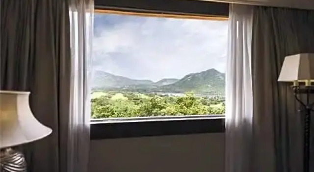 Двухместный номер Superior с балконом The Cascades Hotel at Sun City