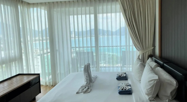 Patong sea view apartment at Privilege, rooftop pool