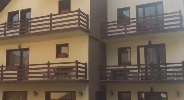 Casa Montana Busteni, Varaa Hotelli Hotellit Prahova Valley pysäköinnillä, Pysäköinti