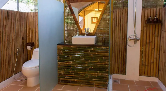Cardamom Tented Camp, Buchen Sie Hotel Trapeang Rung Koh Kong