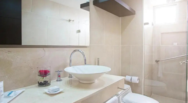 Четырёхместный номер Superior Hotel Capilla del Mar