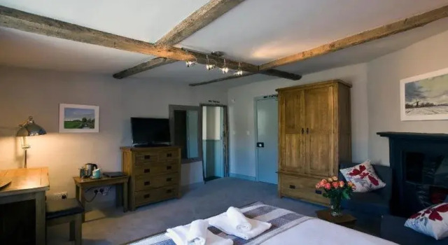 Corner House Canterbury, Забронировать Отель Отели Англии с бассейном, Бассейн