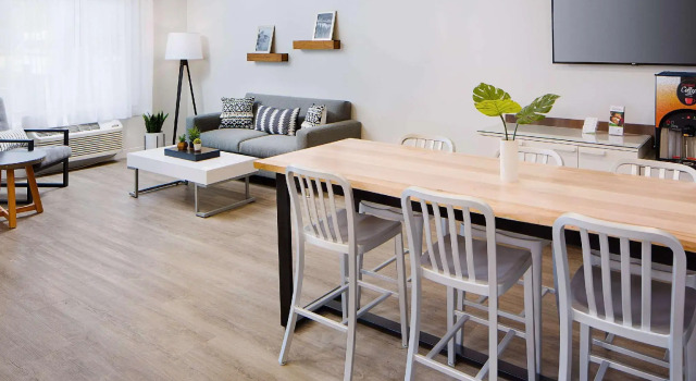 WoodSpring Suites Seattle Everett, Забронировать Отель Эверетт штат Вашингтон