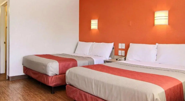 Четырёхместный номер Standard Motel 6-Tacoma, WA - Fife