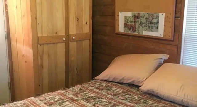 Alaska Log Cabins on the Pond, Buchen Sie Bed & Breakfast Badger USA