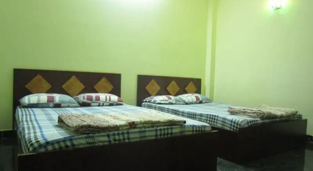Четырёхместный номер Standard Hoa Thinh Hotel