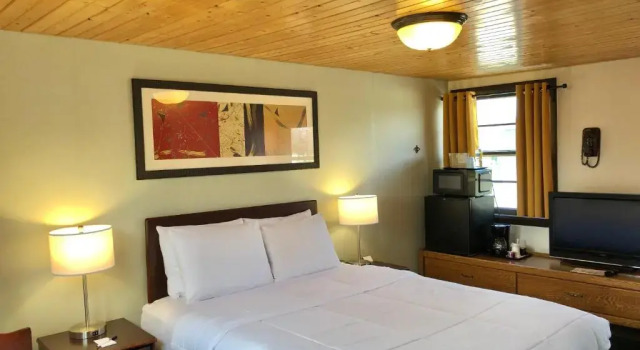 Hilltop Lodge, Varaa Hotelli Hotellit Minnesota pysäköinnillä, Pysäköinti