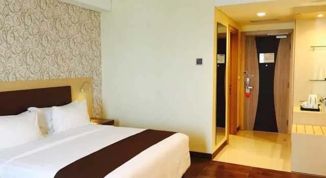 Номер Premier с балконом BW Suite Belitung