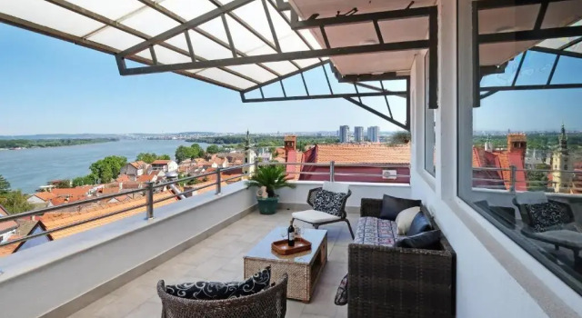 Апартаменты Deluxe Villa Tower Gardos